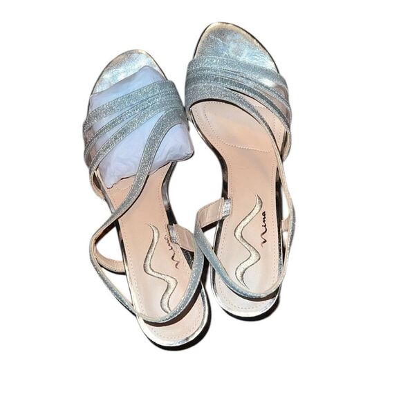 Nina Elegant Silver Strappy Sandals Size 9 1/2 M - Picture 2 of 6